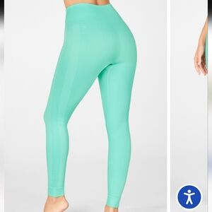 Fabletics Size M High Waisted Seamless Legging